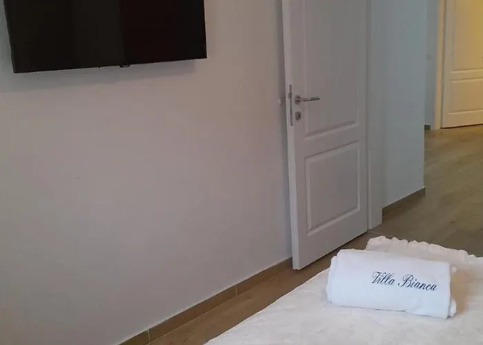 Hébergement de vacances Bianca - Mit Privatem Pool By Interhome *